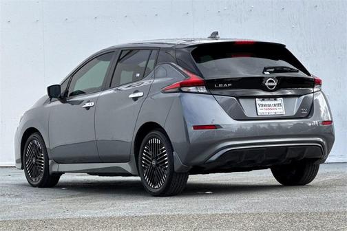2024 Nissan Leaf SV PLUS