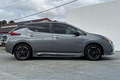 2024 Nissan Leaf SV PLUS