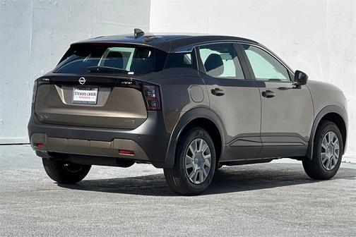 2025 Nissan Kicks S