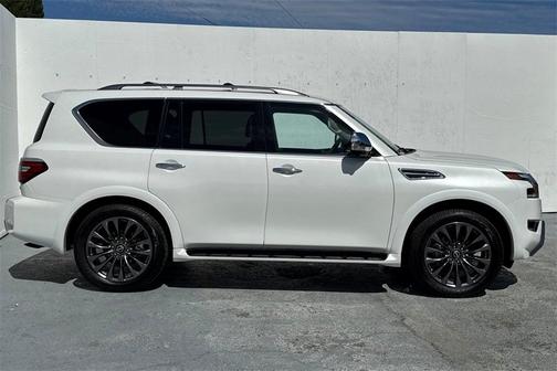 2024 Nissan Armada Platinum