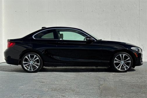2016 BMW 228 i