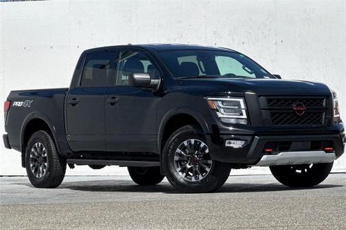 2024 Nissan Titan PRO-4X
