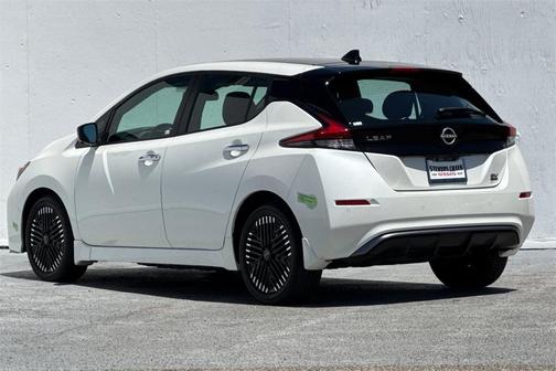 2023 Nissan Leaf SV PLUS
