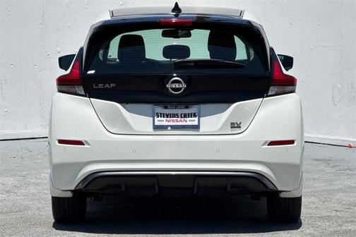 2023 Nissan Leaf SV PLUS