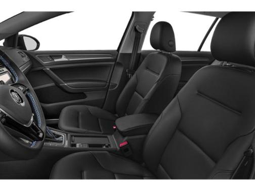 2018 Volkswagen e-Golf SE