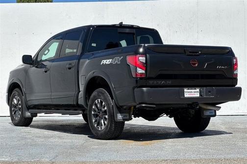 2024 Nissan Titan PRO-4X
