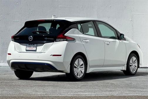 2022 Nissan Leaf S