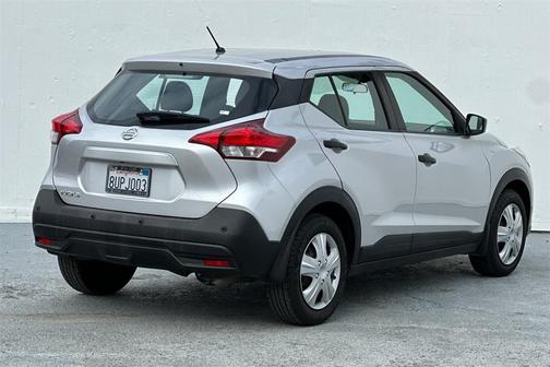 2020 Nissan Kicks S