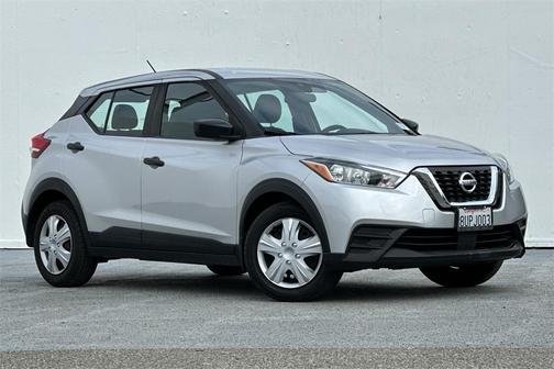 2020 Nissan Kicks S