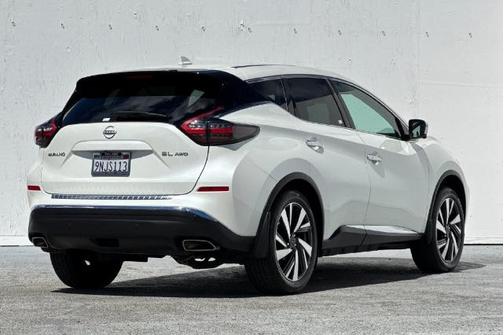 White 2023 Nissan Murano SL