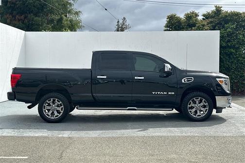 2018 Nissan Titan XD SL