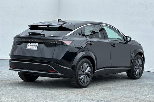 2025 Nissan ARIYA ENGAGE