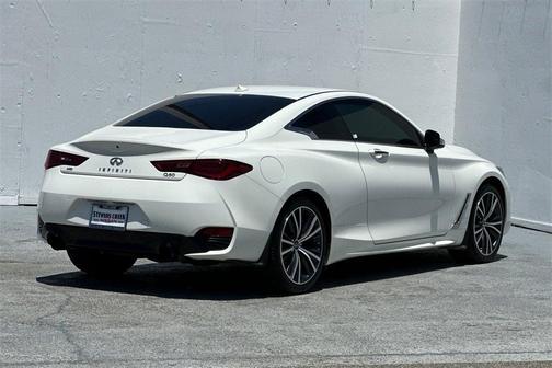 2022 INFINITI Q60 PURE