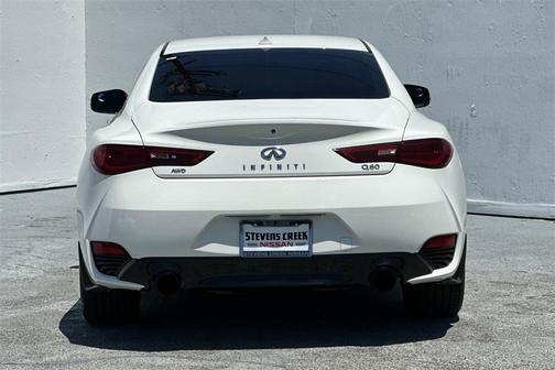 2022 INFINITI Q60 PURE