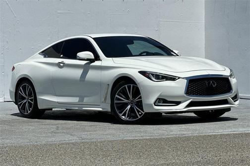 2022 INFINITI Q60 PURE