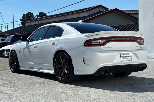 2015 Dodge Charger SRT Hellcat