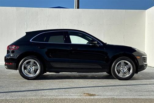 2016 Porsche Macan S