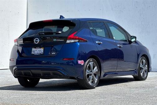2022 Nissan Leaf SV