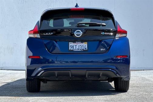 2022 Nissan Leaf SV