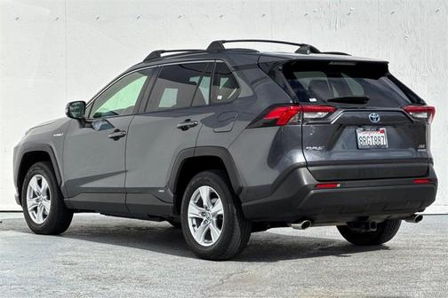2020 Toyota RAV4 Hybrid XLE