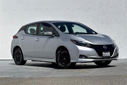 2024 Nissan Leaf SV PLUS