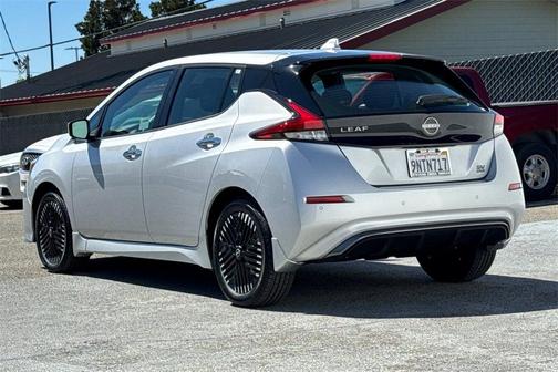 2024 Nissan Leaf SV PLUS