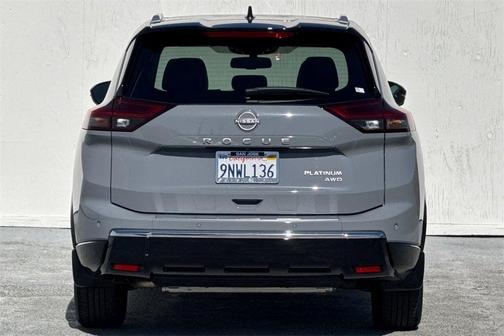 2024 Nissan Rogue Platinum