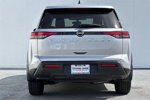 2024 Nissan Pathfinder S