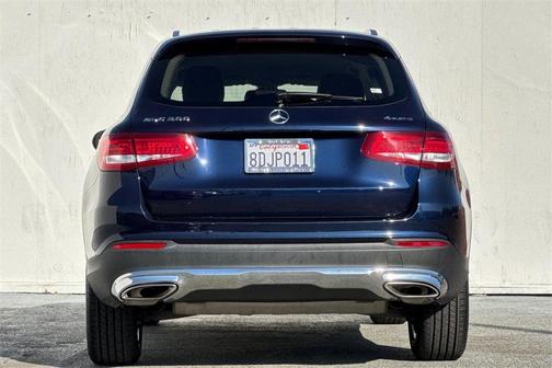 2018 Mercedes-Benz GLC 300 Base 4MATIC