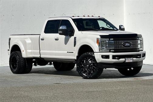 2017 Ford F-350 Platinum