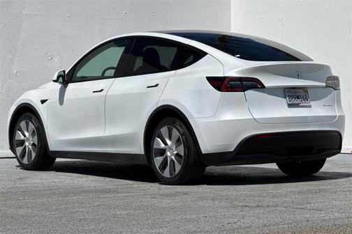 2020 Tesla Model Y Long Range
