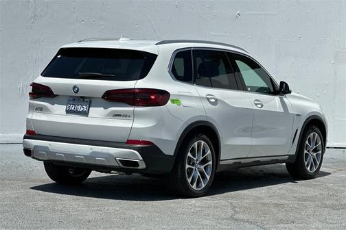 2022 BMW X5 PHEV xDrive45e