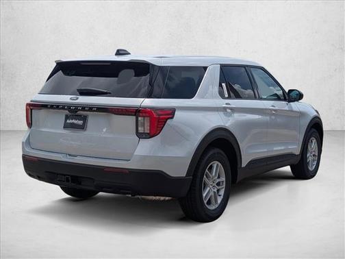 Space White Metallic 2026 Ford Explorer Active
