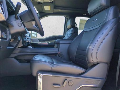 Avalanche 2026 Ford F-250 Platinum