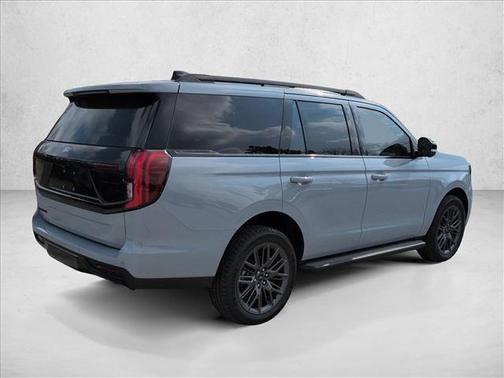 Glacier Gray Metallic Tri-Coat 2026 Ford Expedition Platinum