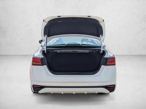 Glacier White 2025 Nissan Altima SV FWD