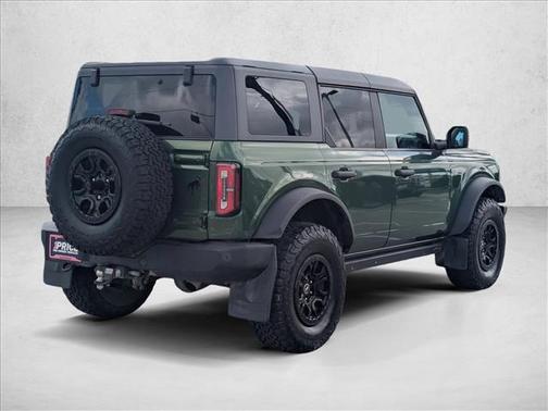 Eruption Green Metallic 2022 Ford Bronco Wildtrak