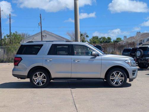 Iconic Silver Metallic 2024 Ford Expedition Limited