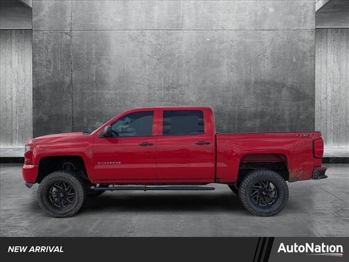 2018 Chevrolet Silverado 1500 Custom