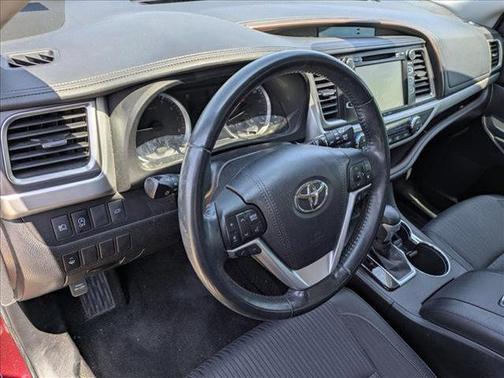 2018 Toyota Highlander LE Plus