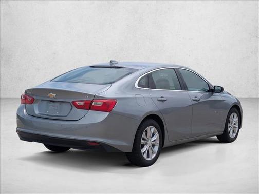 Sterling Gray Metallic 2024 Chevrolet Malibu FWD 1LT