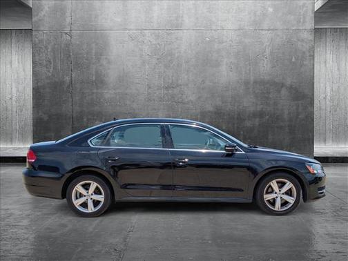 2015 Volkswagen Passat 1.8T Auto SE