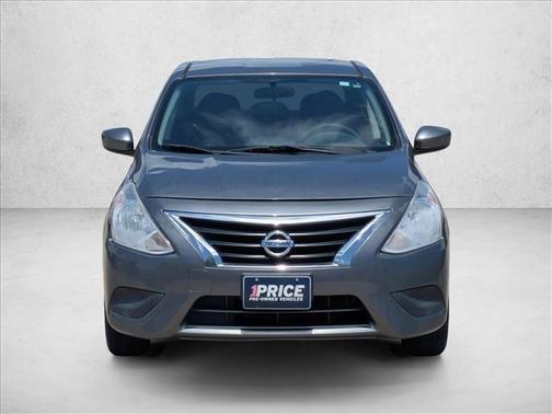 Gun Metallic 2016 Nissan Versa 1.6 S