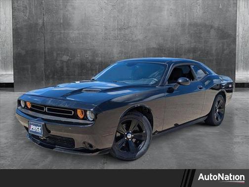 2016 Dodge Challenger SXT