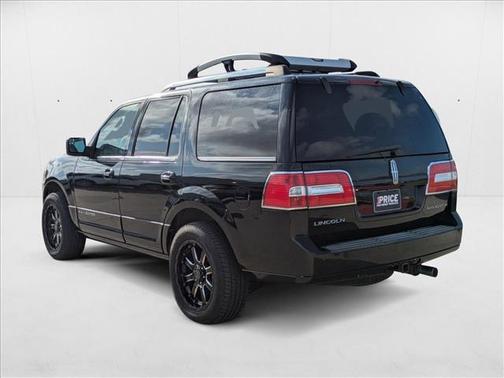 2013 Lincoln Navigator Base