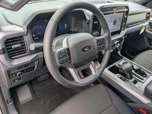 Avalanche 2026 Ford F-150 XLT