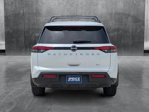 2023 Nissan Pathfinder SV FWD