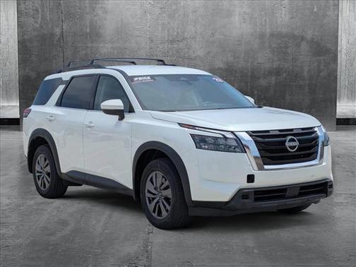 2023 Nissan Pathfinder SV FWD