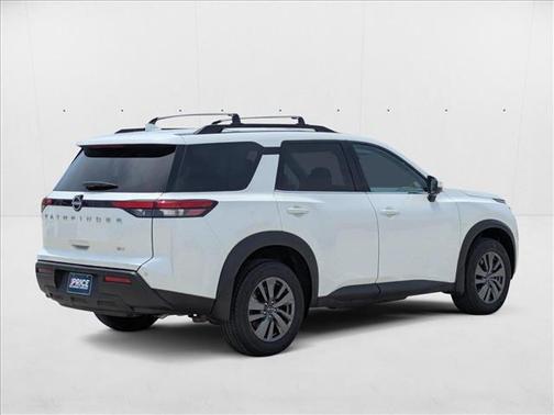 2023 Nissan Pathfinder SV FWD