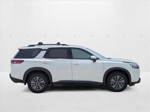 2023 Nissan Pathfinder SV FWD